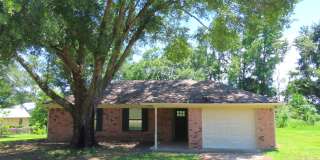 Whitehouse ISD! Charming 3 Bedroom, 2 Bath House w/Garage Gallery 1