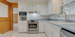 Stunning 4BE/2.5BA home  at corner lot single story home! Gallery 10