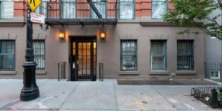104-106 Bedford Street Gallery 10