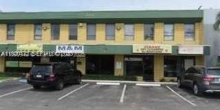 2001 N Dixie Hwy Gallery 8