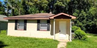NICE 3/1 House w/ Tile Floors, Washer/Dryer, Split Plan, & Large Yard! $1125/month Avail NOW! Gallery 1
