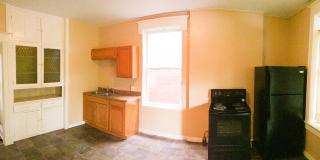 2bed/1bath Apartment Conveniently Located!  Affordable! Gallery 5