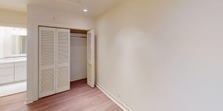 Spacious 4-bedroom 4.5 bath Home in a Gated Complex Gallery 74