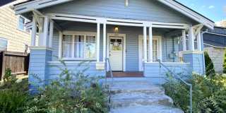 Craftsman Bungalow with Utilities Gallery 1