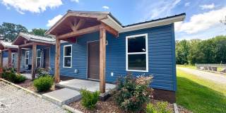 2 Bedroom/2 Bathroom Triplex Unit in Southside Gallery 1