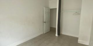 2604 NW 20th Street, Fort Lauderdale, FL 33311 - 3343 Gallery 7