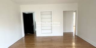 7351 North Damen Ave. Gallery 5