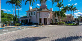 1602 Belmont Place Gallery 17
