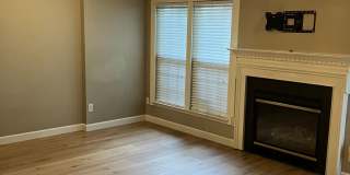 Beautiful 2/2.5 townhome in Cornelius Gallery 11