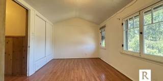 East Medford Victorian Upstairs Apartment Gallery 9