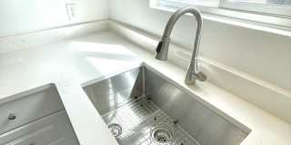 5630 California Ave Gallery 10