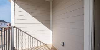 931 S Rupple Road Gallery 31