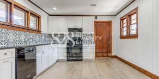**COMING SOON FOR JUNE 2026 MOVE IN!** 3 BED/2 BATH DUPLEX - CLOSE TO CAMPUS! Gallery 35
