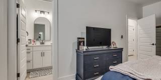 1640 North Leverett Avenue Gallery 35