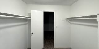 Ascot Place Gallery 36