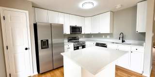20 DUNLAP Drive Gallery 10