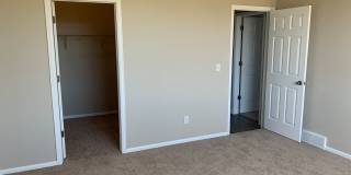 4 BEDROOM, 3 BATHROOM SINGLE FAMILY HOME WITH 2 CAR ATTACHED GARAGE Gallery 6