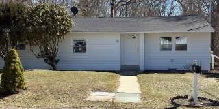 51 Oak Drive Gallery 1