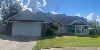 Expansive 3Bed/2Ba Home in a Cul-de-Sac Near Tyndall AFB! *1/2 OFF 1st Month's Rent!* + *Military Incentive!* Gallery 1