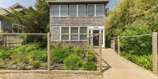 993 Surfview Walk Gallery 1