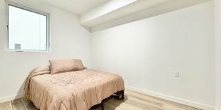 4252 Whittier Boulevard Gallery 15