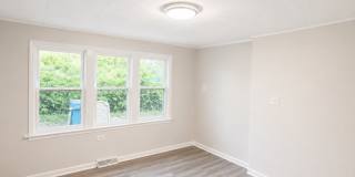 Beautifully Renovated 3 Bed / 1 Bath – Section 8 Welcome! Gallery 15
