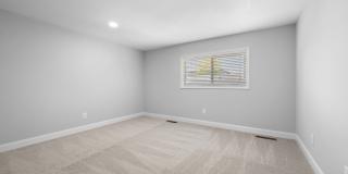 Gainsborough Court, Churchill Mews, and Copperfield Square Apartments & Townhomes Gallery 40