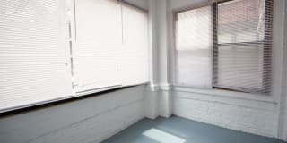 5416 S. Woodlawn Avenue Gallery 27