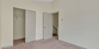 Cheery & Bright Columbia City Townhome Gallery 18