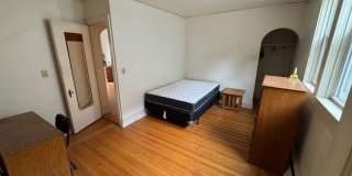 128-130 Gallery 16