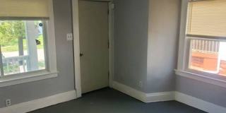 Charming 4-Bedroom Property in Prime Location Gallery 7