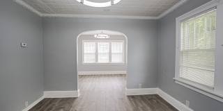 426 N Lake Street Gallery 6