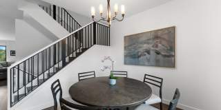 Luxury 3 Story Condo in Exclusive Titletown District Gallery 35