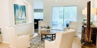 681 LAKE STONE Circle Gallery 4