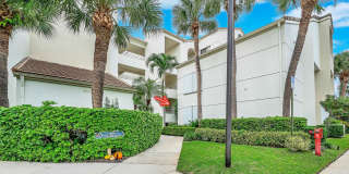 827 Oak Harbour Drive Gallery 59