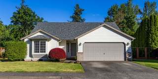 One Level Ranch Home in Washougal - 3 Bedroom, 2 Bathroom Gallery 1