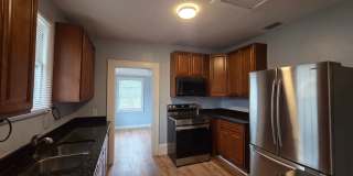 Affordable 3 Bed in Jacksonville. Bonus Room. Fenced in yard. Garage + Modern Bathroom Gallery 7