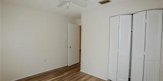 8061 Country Road Gallery 10