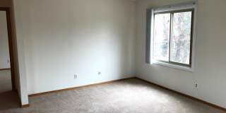 2649 Humboldt Ave S. Gallery 19