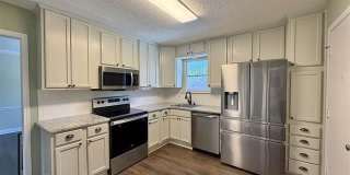 1208 Willowbrook Drive SE Gallery 1