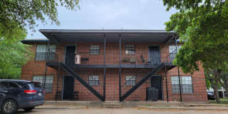 College Station - 3 bedroom / 2 bath 4 plex- downstair units. Gallery 1