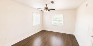 2234 West Medlock Drive Gallery 6