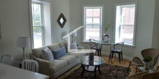 Nice 3 bed in Brookline Gallery 16