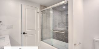 Fully Upgraded Spacious 3-Bedroom Unit in Prime Arcadia Location Gallery 20