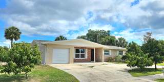 Adorable Fruit Filled Rental 3/2 with Large Flex Family Room- Banana River Drive, Merritt Island Florida Gallery 1