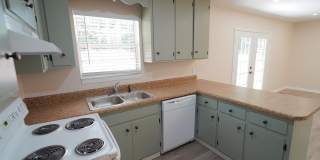 1545 Pine View Drive Gallery 11
