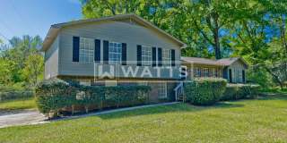 3-Bed, 2-Bath Split-Level Home in Alabaster Gallery 1