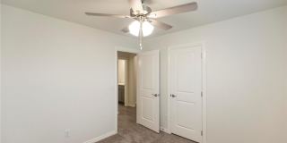 Beautiful 4 Bedroom 2 Bathroom Home in Cedar Lane Community with Storm Shelter (Neighborhood Pool and Park) Gallery 23