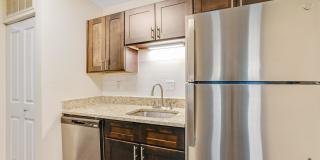 Glen at Bogey Hills Gallery 10