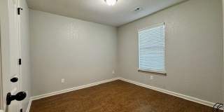 306 N Lion Drive Gallery 16